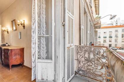 Winter Immobilier - квартира - Nice - Fleurs Gambetta - Nice - 8cb4badb95a66336f4f6f710a744ad31_db153775ab_1920