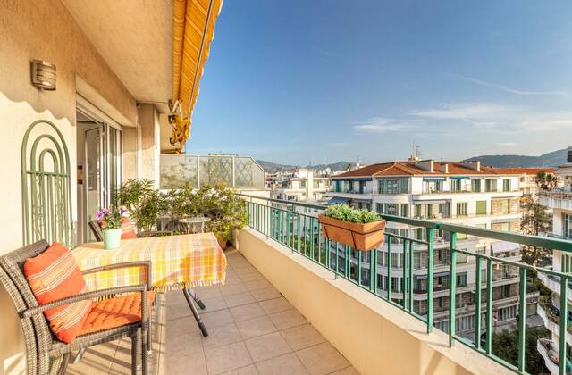 Winter Immobilier - Apartment - Nice - Fleurs Gambetta - Nice - 46d7f326fe19b267a8af8e79c907a268_94078d923e_1920-original