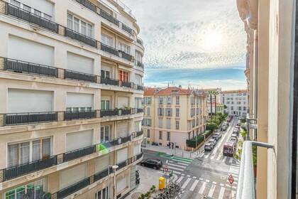 Winter Immobilier - Appartement - Nice - Fleurs Gambetta - Nice - 3e1ec88a8d635541eda8fa918f4953cd_5b1763c1bb_1920
