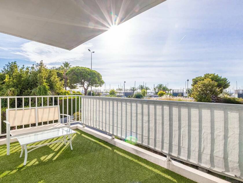 Winter Immobilier - Apartment - Nice - Port - Saint-Laurent-du-Var - 8c615a6e75970dbb78f5e45d6d2804df_e302e18061_1920