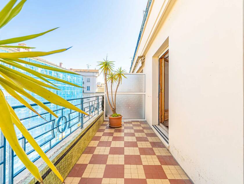 Winter Immobilier - Apartment - Nice - Fleurs Gambetta - Nice - e22f5d15b047871fcbabaf302131ec5b_bcdc1ddfc1_1920