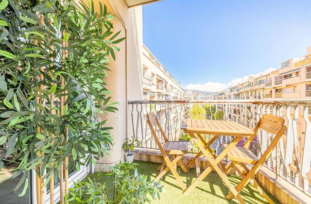 Winter Immobilier - Apartment - Nice - Estienne d’Orves / Parc Imperial / Pessicart - Nice - 1a58c204efba9a61d9acb61212d8043e_b1ec78fb8f_1920