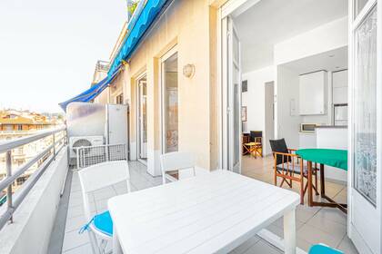 Winter Immobilier - Appartement - Nice - Carré d'or - Nice - 0e99535f77fd88ec3ec7ebf2ba637a1c_31f4780d6b_1920