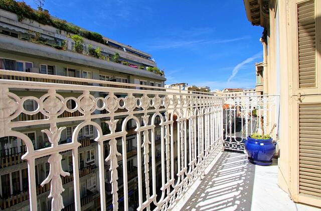 Winter Immobilier - квартира - Nice - Fleurs Gambetta - Nice - 43aae8b6020fc92632627f101d5ed0e3_560d95fbc3_1920