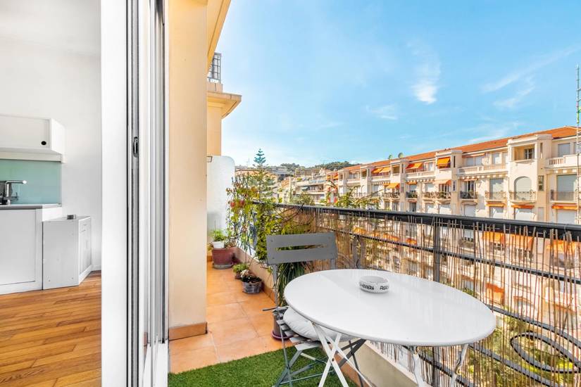 Winter Immobilier - Appartement - Nice - Fleurs Gambetta - Nice - eb59d142c7e2891505a486795ce66a23_1971c83162_1920