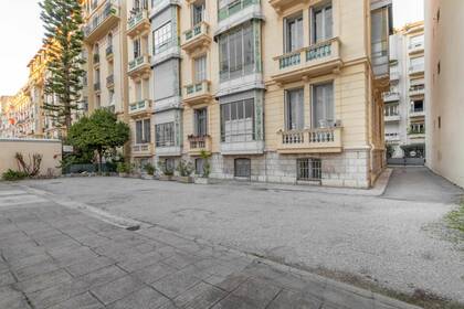 Winter Immobilier - Parking - Nice - Fleurs Gambetta - Nice - 70f33c96-53eb-4d6a-ad74-45f679b68702