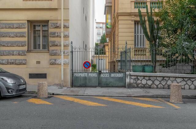 Winter Immobilier - Parking - Nice - Fleurs Gambetta - Nice - 21867a3e-8192-425a-94ce-b442c834f8fa