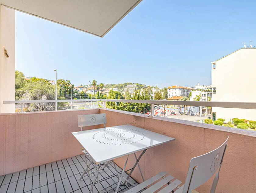 Winter Immobilier - Appartement - Nice - Magnan - Nice - f9e9eab1bdaa9011b0a3a4181f9cf994_a55cf38828_1920