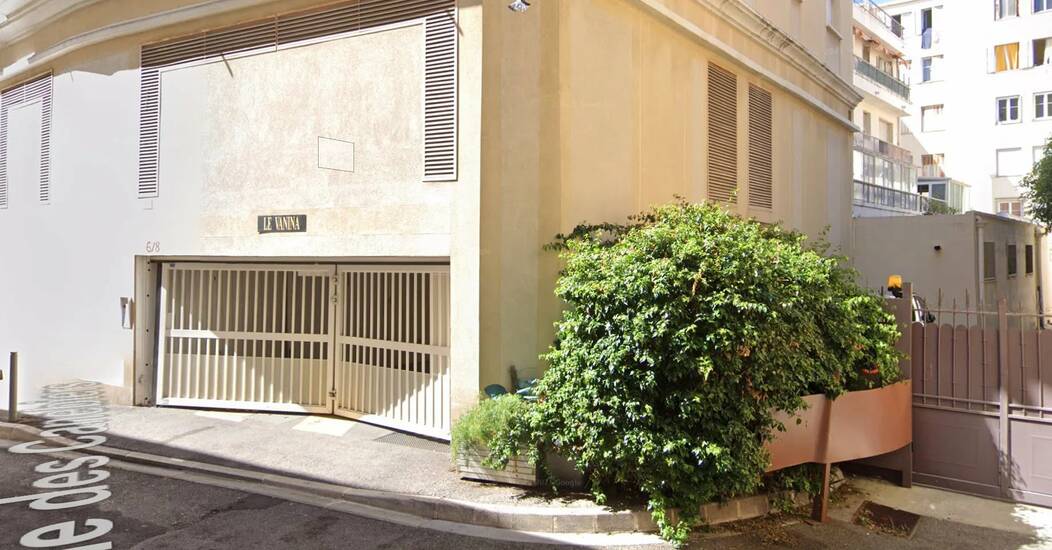 Winter Immobilier - Garage / Parking - Nice - Fleurs Gambetta - Nice - ddab24ee2f6eae8f3921b778cc8b611b_f4fb148505_1836-original