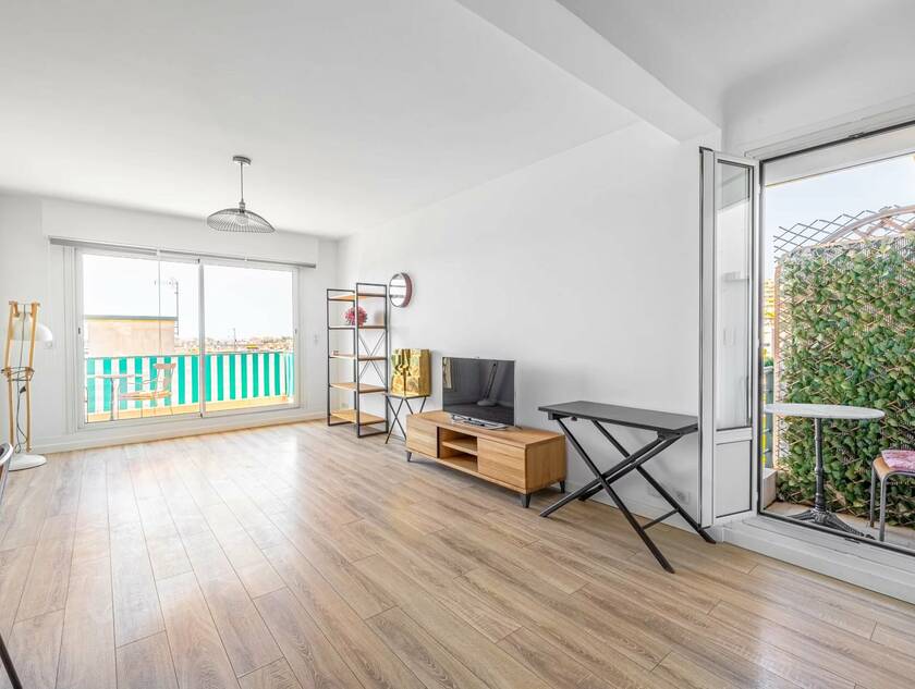 Winter Immobilier - Appartement - Nice - Fleurs Gambetta - Nice - cea27f9e3cc84e57d8a5bac3bfdccf3c_926b2b0851_1920