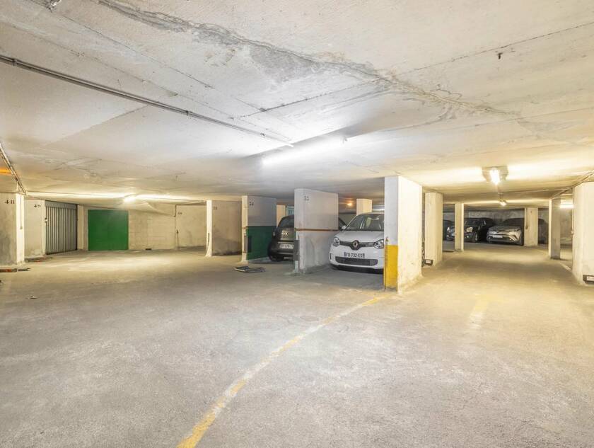 Winter Immobilier - Garage parking - Nice - Fleurs Gambetta - Nice - 52222ac52c7f7c1244d5eb7c8d04cf4b_b7e9bbee48_1920