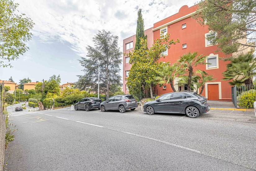 Winter Immobilier - Garage parking - Nice - Bas Fabron - Nice - 155dd2405efc0d096aa1d436201799b0_e60ec61184_1920