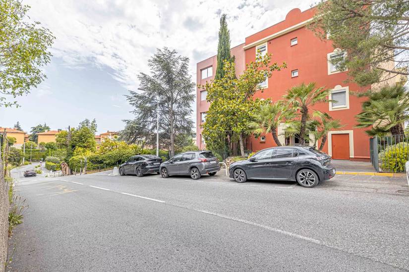 Winter Immobilier - Garage parking - Nice - Bas Fabron - Nice - 569406979668bf2998ff076.89291340_1920.webp-original