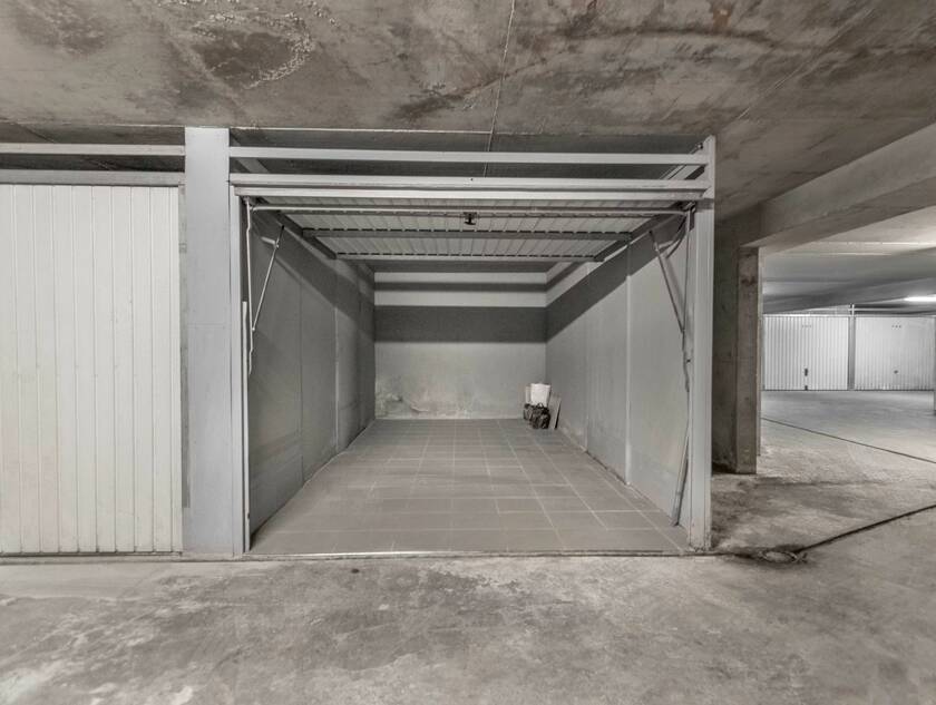 Winter Immobilier - Garage parking - Nice - Madeleine / Bornala - Nice - e92c0c7b8d8008de106a905ede6fa0b0_15a3d17637_1920