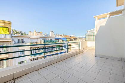 Winter Immobilier - квартира - Nice - Fleurs Gambetta - Nice - e6aae414884bc7860ce220be217fc0bd_a5f3922630_1920
