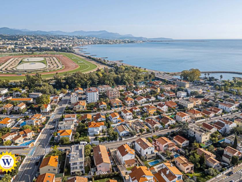 Winter Immobilier - Дом / Вилла - Villeneuve-Loubet - 3ec7a770a532adac7008f6005c5dd1df_28f85b01f2_1920