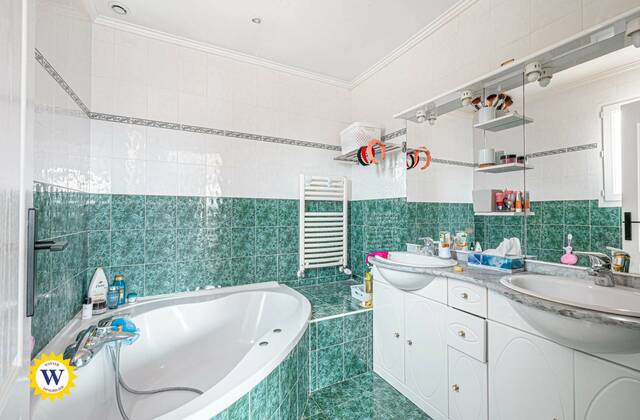 Winter Immobilier - House / Villa - Nice - bafc3ccc2b48592215ad968098b9b0a6_96eb3e0c5c_1920