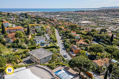 Winter Immobilier - House / Villa - Nice - Fabron - Nice - bd6d819f2127b4e58fc59887b6937fa2_e44bde1d37_1920