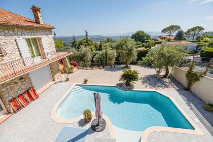 Winter Immobilier - House / Villa - Châteauneuf-Grasse - 0e834daddf52cae5e8664bc6c5ce55cf_fb5631f3a5_1920