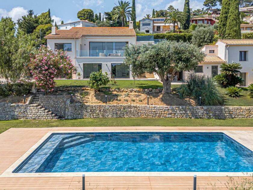 Winter Immobilier - Maison - Vallauris - 71ed2600-4424-4ec9-8ff5-1c2f585c35fb