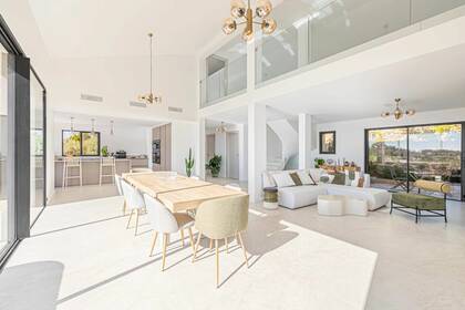 Winter Immobilier - Maison - Vallauris - b5432357-d0a8-4e94-8092-9c11e1fb1ad3