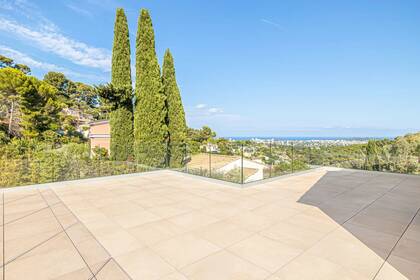 Winter Immobilier - House / Villa - Golfe-Juan - 83885316568e7f3fac7218afbf34bb46_4bd20b9ddd_1920