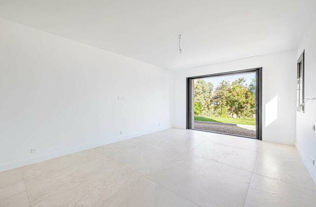 Winter Immobilier - House / Villa - Golfe-Juan - 588762fa4e7f9a435446049621e0d4c2_f05577248e_1920