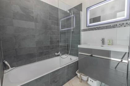 Winter Immobilier - Appartement - Vallauris - 3a8b8b844658b60048f7f514fa7d3ac5_094257504e_1920