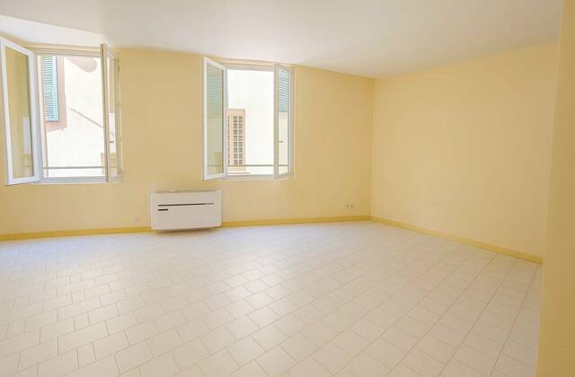 Winter Immobilier - Appartement - Vieux Nice - Nice - fca34a4fa98e8034093a01e489f91dbe_bad25a105f_1536