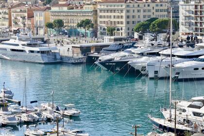 Winter Immobilier - Appartement - Nice - Port - Nice - 75cdc0d4938424960de7ee55d9dd4490_7ee1da4596_4096