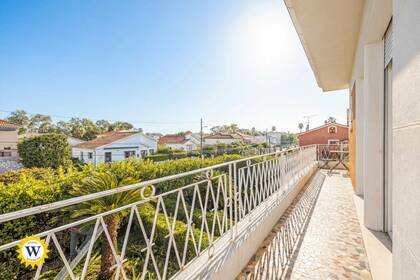 Winter Immobilier - Дом / Вилла - Villeneuve-Loubet - 01dd259119b144a2b7874a92e906afb7_2f0f826993_4096