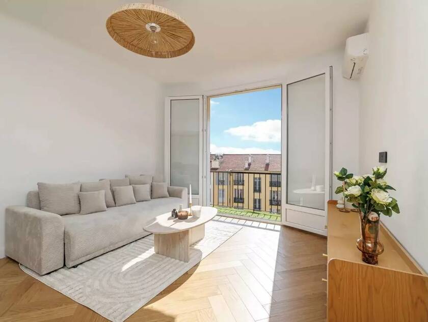 Winter Immobilier - Appartement - Nice - Carabacel / Hotel des Postes - Nice - cdbdd5502368443864e28e3923a1a01a_c76dc2845b_1440