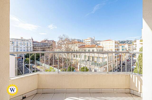 Winter Immobilier - Appartement - Nice - Fleurs Gambetta - Nice - 5ef284a2-4782-47e7-a3bd-147dbf73c7d9
