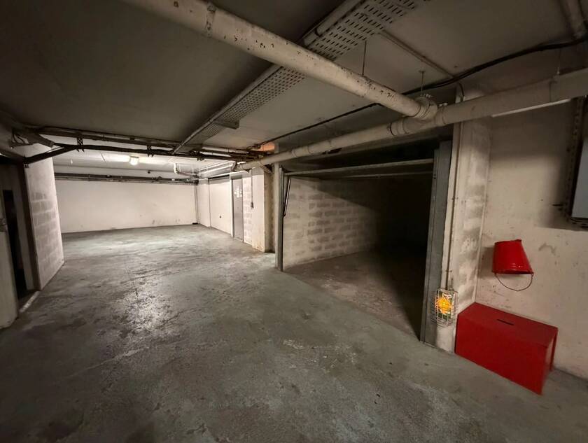 Winter Immobilier - Garage / Parking - Nice - Fleurs Gambetta - Nice - 2a7e75fbcd3cd179188f69553b77d8b1_ad054cdc0f_2048