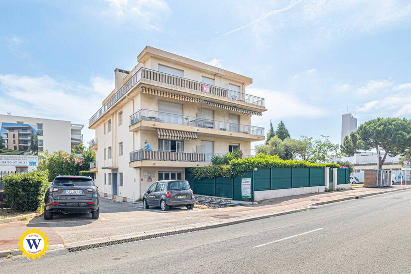 Winter Immobilier - Appartement - Antibes - d44a3c11-f5f2-4b20-a070-0441d5bd3e96