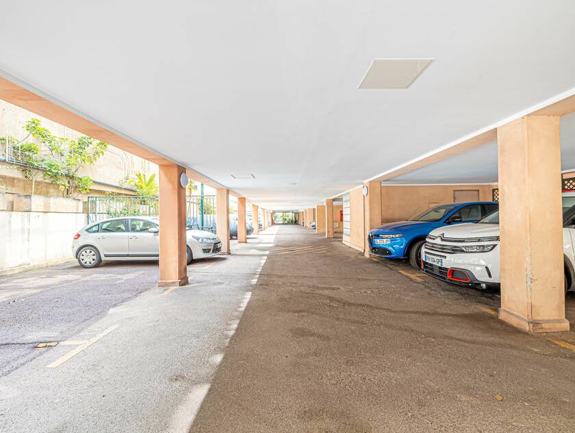 Winter Immobilier - Parking - Nice - 55ab0c1d-b95c-4a3d-85fe-5cd0b4a14378