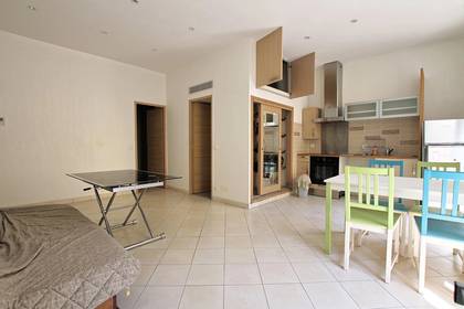 Winter Immobilier - Appartement - Nice - Fleurs Gambetta - Nice - 20062280755cf7f8bdb1b3b7.31108752_1920.webp-original