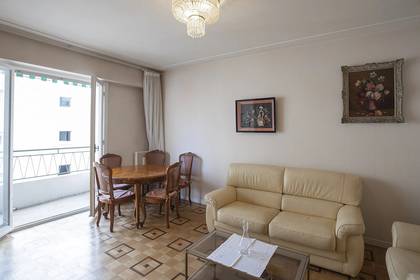Winter Immobilier - квартира - Nice - Fleurs Gambetta - Nice - 19899896945d1e2c930bf0e0.33298573_1500.webp-original
