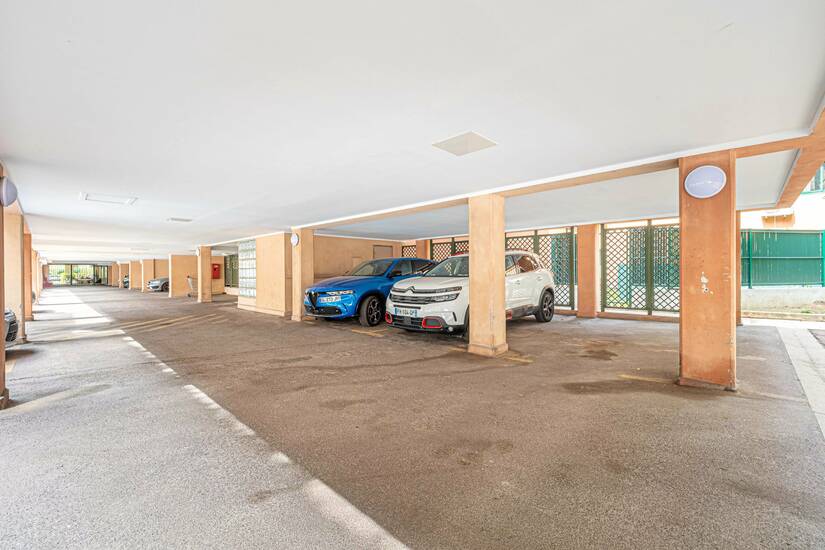 Winter Immobilier - Garage / Parking - Nice - Fleurs Gambetta - Nice - a468865de3fff6ccaea00ca21e21920e_e437e28e4b_4096