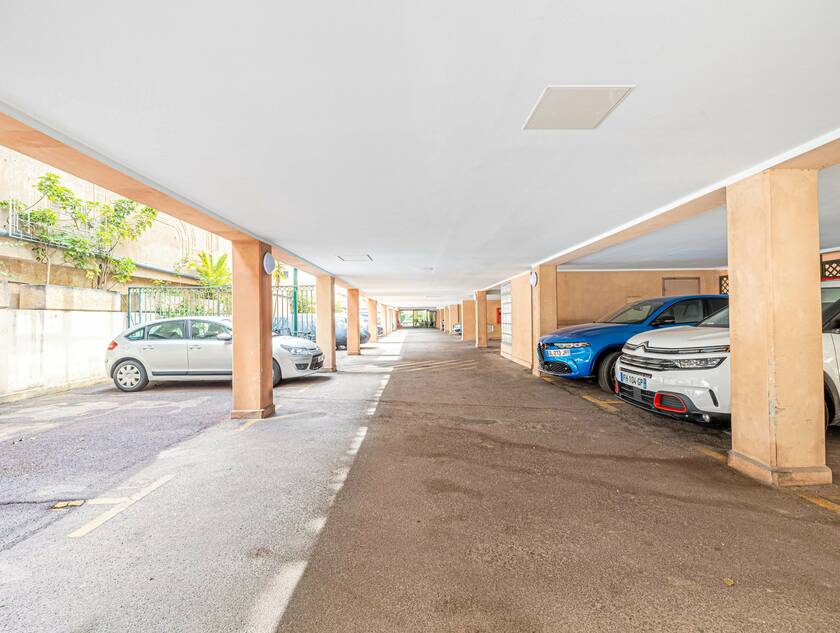 Winter Immobilier - Garage / Parking - Nice - Fleurs Gambetta - Nice - 4f2dcc7c1508d4523fba834a6ca4c983_229346259a_4096
