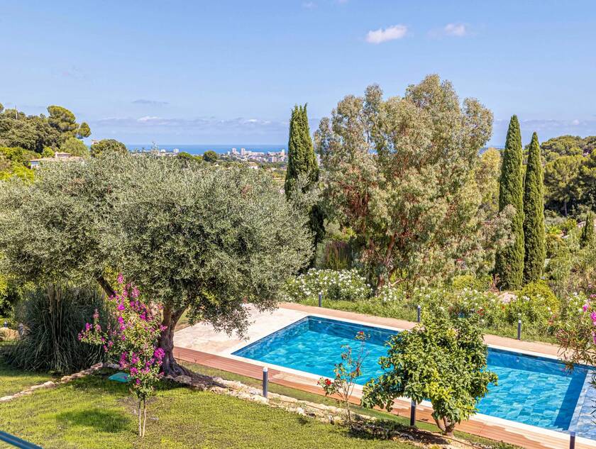 Winter Immobilier - Casa/ Villa - Golfe-Juan - 9ef0f0c2f8804d1500f513864ba6cc16_d4e7748e13_1920