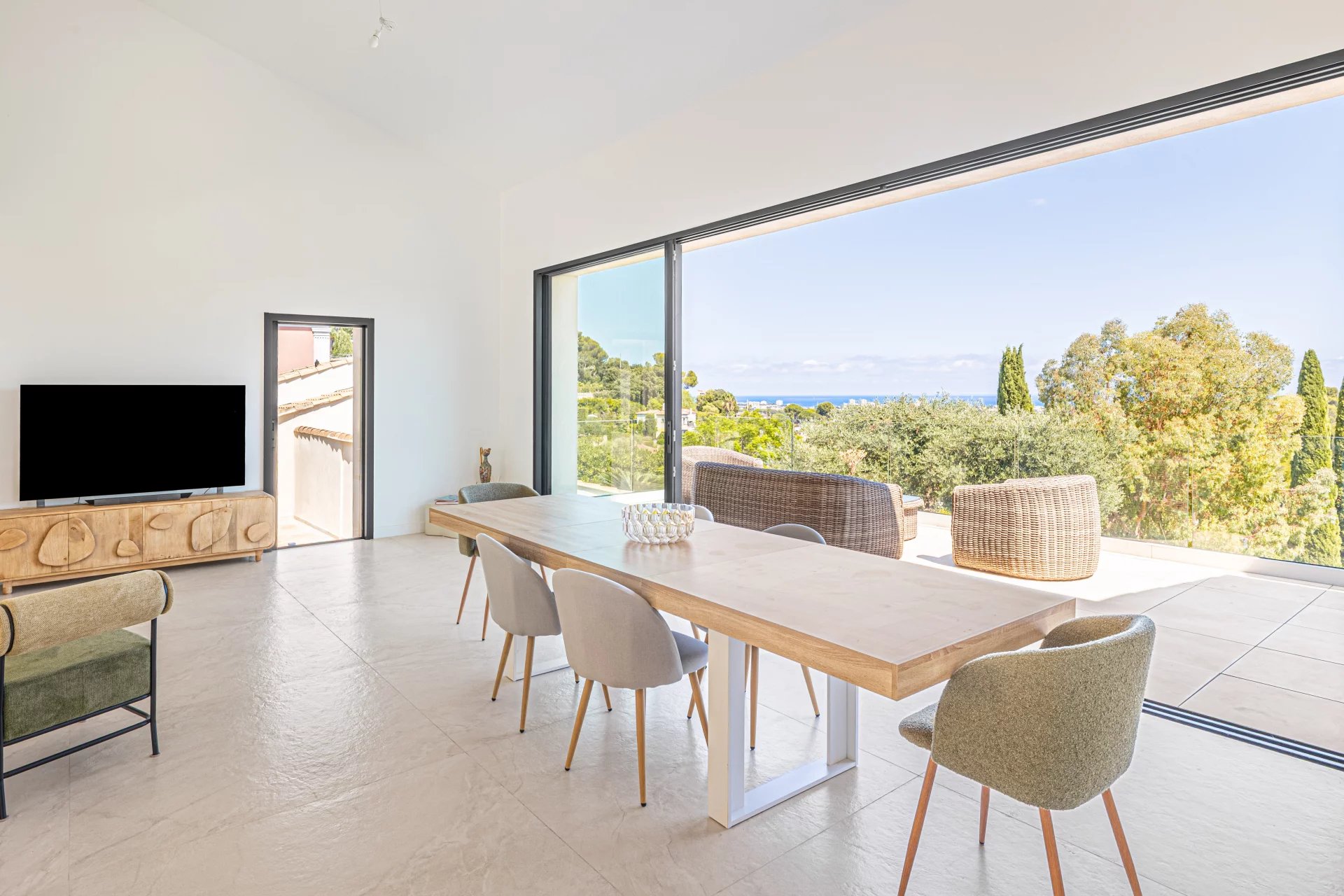 Winter Immobilier - Maison - Golfe-Juan - 40bd9c1e5f23a30edd748ac2952fe908_8b507734a1_1920