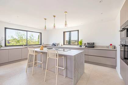 Winter Immobilier - Casa/ Villa - Golfe-Juan - 1dde14bce41852cb9afc1f7cf7bd1c5d_8c05b7c478_1920