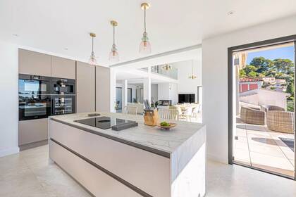 Winter Immobilier - Casa/ Villa - Golfe-Juan - bd512e8a6cac71f32225a83526c981f8_72909e2dd1_1920