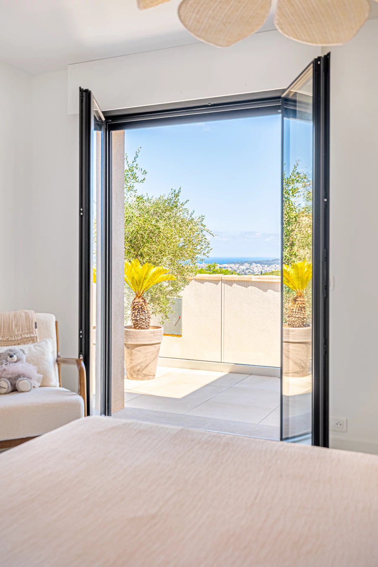 Winter Immobilier - Maison - Golfe-Juan - 683af938d437a2cb9385516734d77014_932f908967_1920