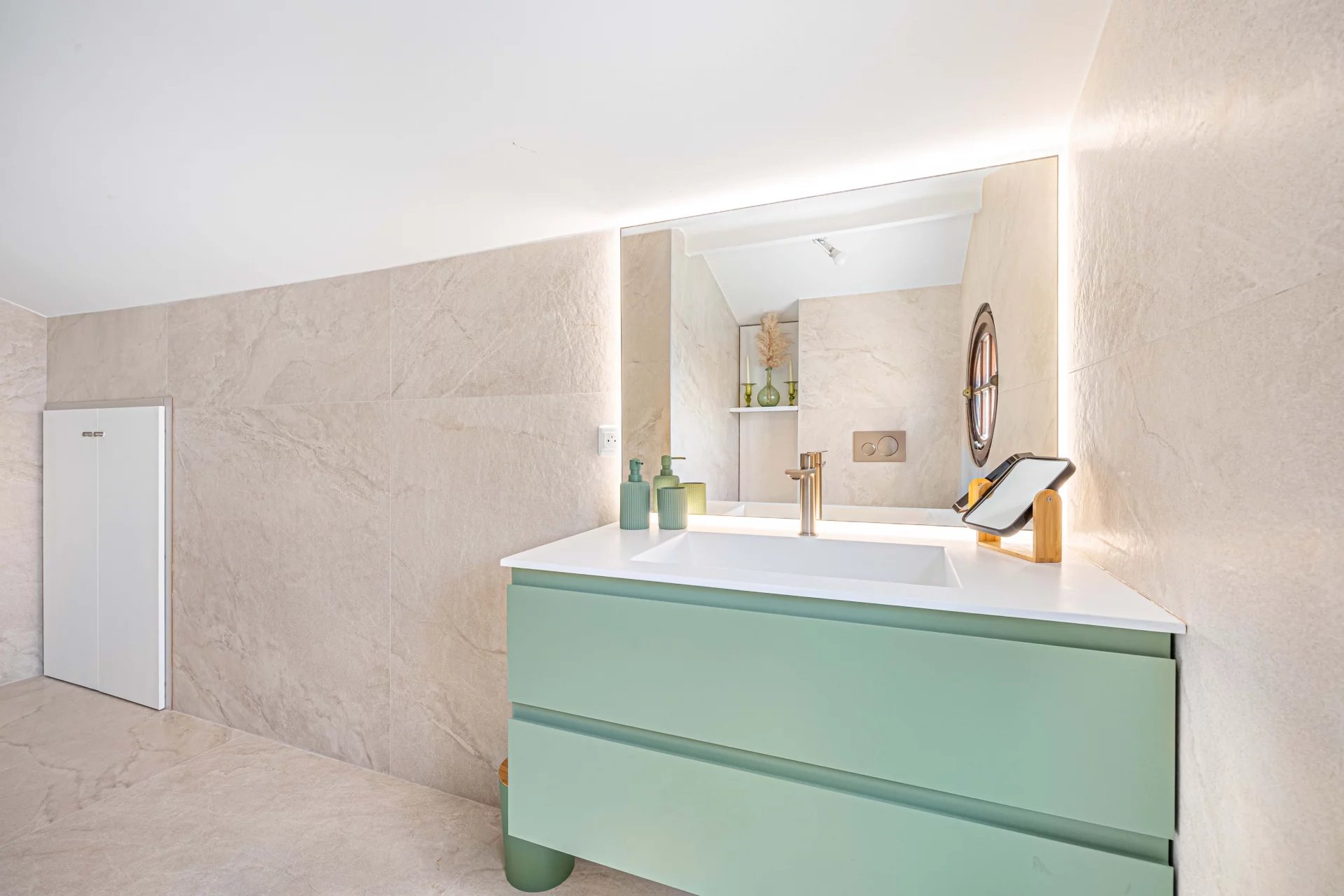 Winter Immobilier - Maison - Golfe-Juan - 1fd5e2050ce9878ecb5ffa793922a5c0_468d244d5f_1920
