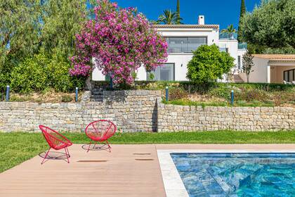 Winter Immobilier - Casa/ Villa - Golfe-Juan - 96df399c6aa25ff84c4811e22cc4f219_54b185cdd4_4096