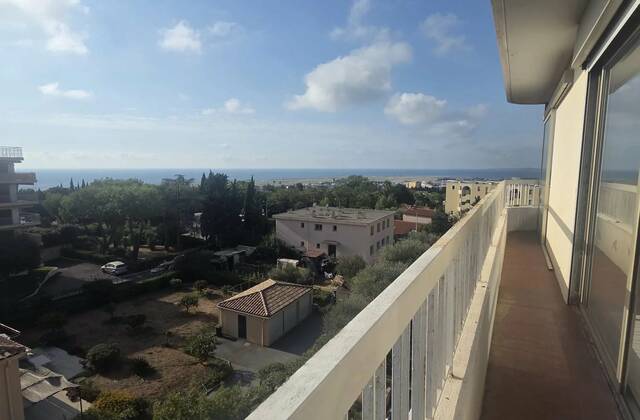 Winter Immobilier - Appartement - Nice - 8c4a98e495861cead5e1618b986da8a8_5e171e0fce_1672