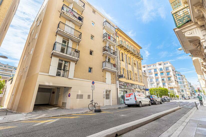 Winter Immobilier - Garage parking - Nice - Fleurs Gambetta - Nice - 617094fdafe8724acb42f111cce68fa9_5fd34841ed_4096-original