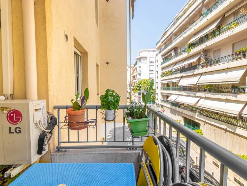 Winter Immobilier - Appartamento  - Nice - Fleurs Gambetta - Nice - 63cb560328d5be2a3329678c2b7c5f2a_c6c5c21fa7_1920